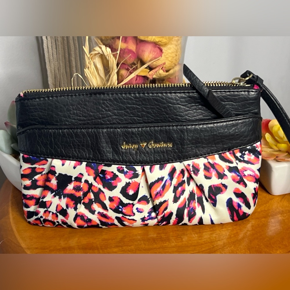 Juicy Couture small clutch